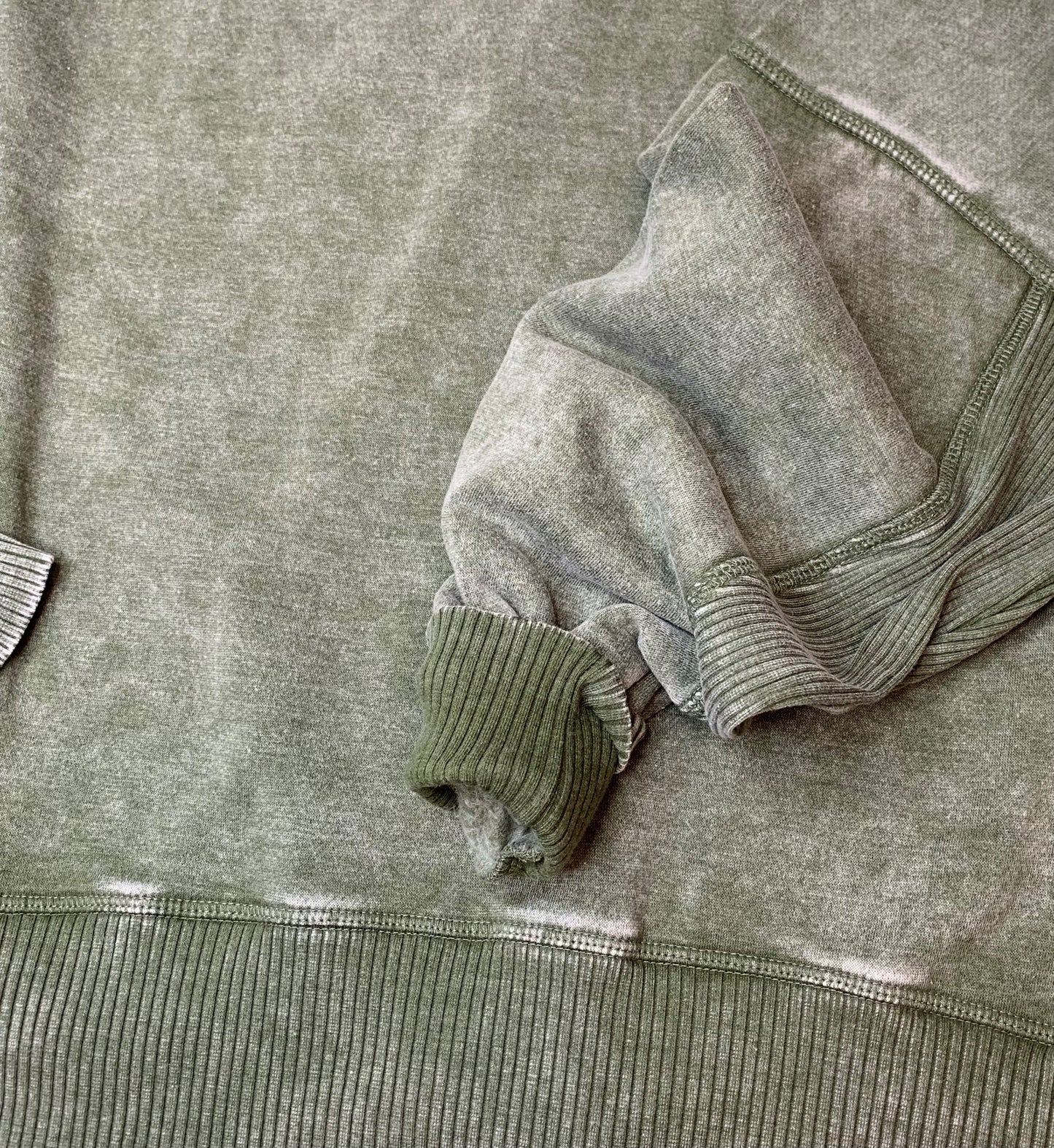 Leighton Oversized Acid Washed Pullover